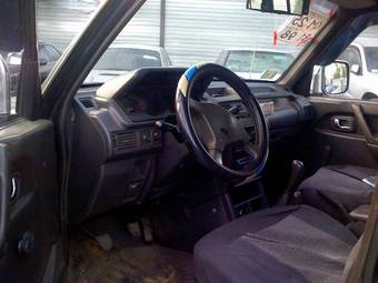 1993 Mitsubishi Pajero Pictures