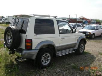 1993 Mitsubishi Pajero Photos