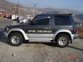 1993 Mitsubishi Pajero Pics
