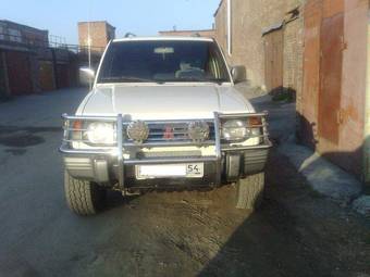 1993 Mitsubishi Pajero Photos