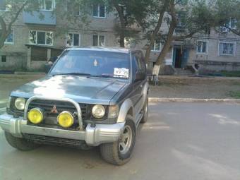 1993 Mitsubishi Pajero Pictures