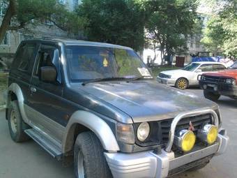 1993 Mitsubishi Pajero Pics