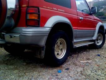 1993 Mitsubishi Pajero Pics