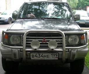 1993 Mitsubishi Pajero Pictures