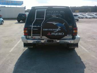 1993 Mitsubishi Pajero Photos