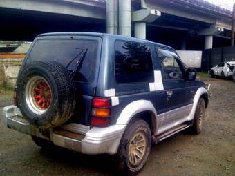 1993 Mitsubishi Pajero Photos