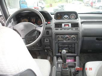 1993 Mitsubishi Pajero Photos