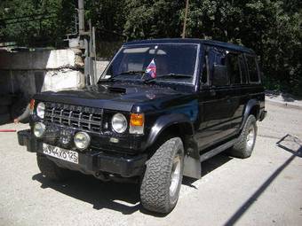 1993 Mitsubishi Pajero Pictures