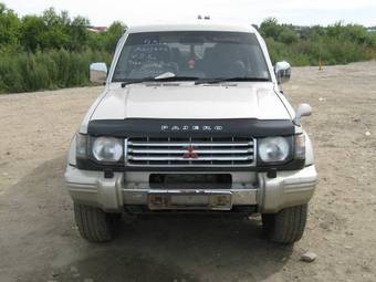 1993 Mitsubishi Pajero Pictures