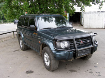 1994 Mitsubishi Pajero Photos