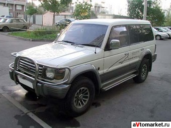 1994 Mitsubishi Pajero Wallpapers