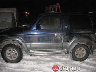 1994 Mitsubishi Pajero Pictures
