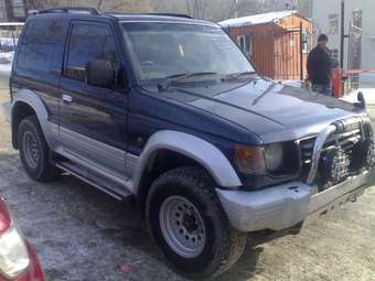 1994 Mitsubishi Pajero Images