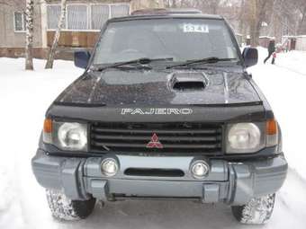 1994 Mitsubishi Pajero Photos