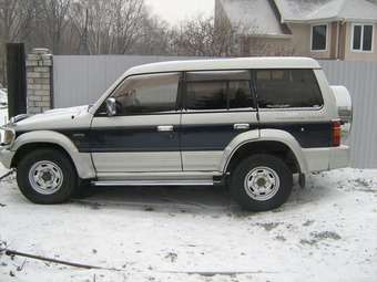 1994 Mitsubishi Pajero Photos