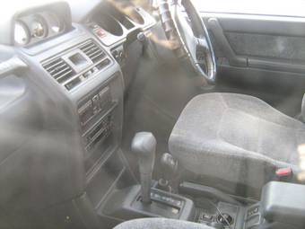 1994 Mitsubishi Pajero Images
