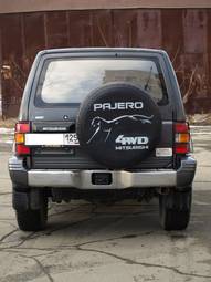 1994 Mitsubishi Pajero Pictures