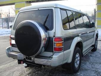 1994 Mitsubishi Pajero Images