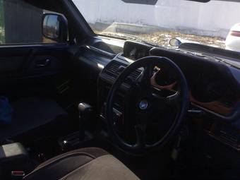 1994 Mitsubishi Pajero Pictures
