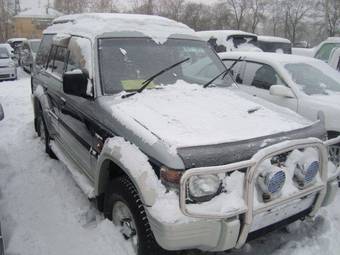 1994 Mitsubishi Pajero Images