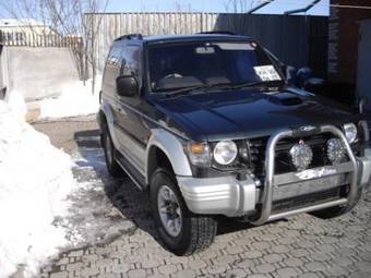 1994 Mitsubishi Pajero Photos