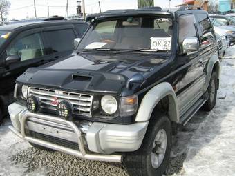 1994 Mitsubishi Pajero Pictures