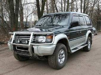 1994 Mitsubishi Pajero Pictures