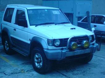 1994 Mitsubishi Pajero Photos