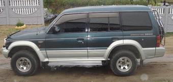1994 Mitsubishi Pajero Photos