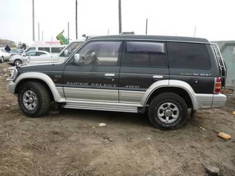 1994 Mitsubishi Pajero Wallpapers