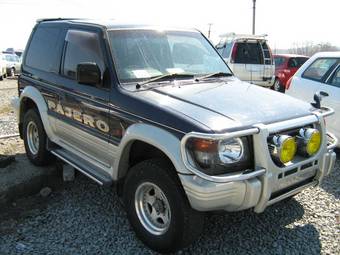 1994 Mitsubishi Pajero Pictures