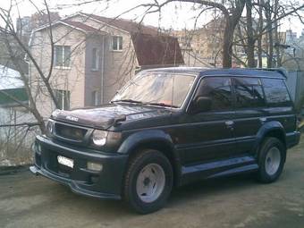 1994 Mitsubishi Pajero Photos
