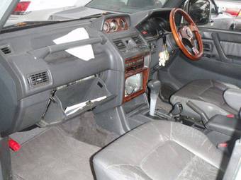 1994 Mitsubishi Pajero Photos