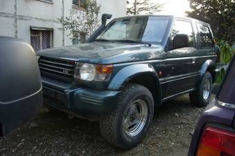 1994 Mitsubishi Pajero Images