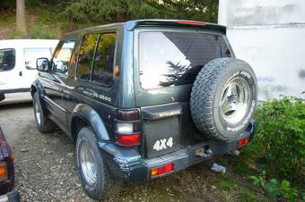 1994 Mitsubishi Pajero Pictures