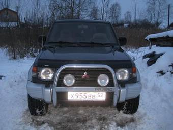 1994 Mitsubishi Pajero Pictures