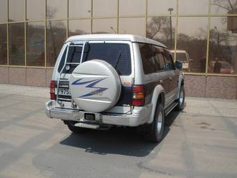 1994 Mitsubishi Pajero Photos