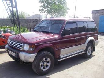 1994 Mitsubishi Pajero Photos