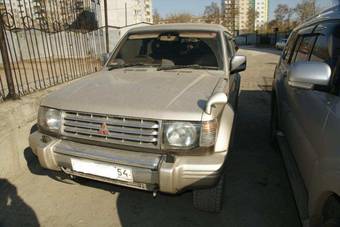 1994 Mitsubishi Pajero Photos