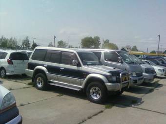 1994 Mitsubishi Pajero Pictures