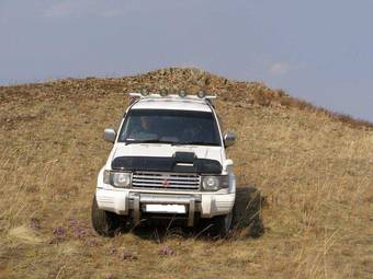 1994 Mitsubishi Pajero Photos