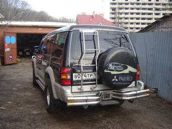 1994 Mitsubishi Pajero Photos