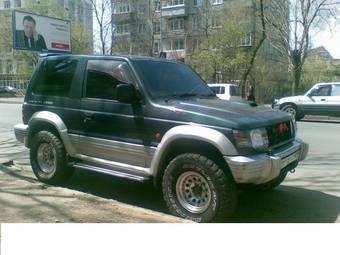 1994 Mitsubishi Pajero Pics