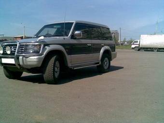 1994 Mitsubishi Pajero Images