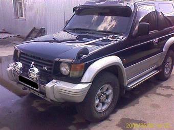 1994 Mitsubishi Pajero Photos