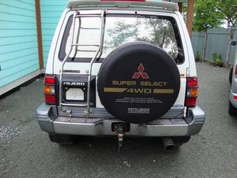 1994 Mitsubishi Pajero Photos