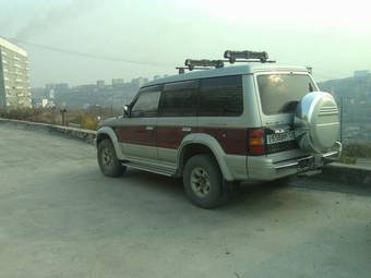 1994 Mitsubishi Pajero Photos