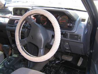1994 Mitsubishi Pajero Photos