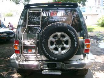 1994 Mitsubishi Pajero Photos