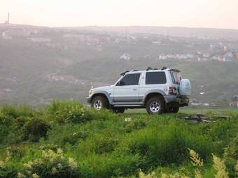 1994 Mitsubishi Pajero Photos